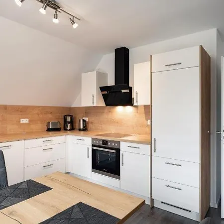 Gaestehaus Huebner - 2 Lean Apartment *